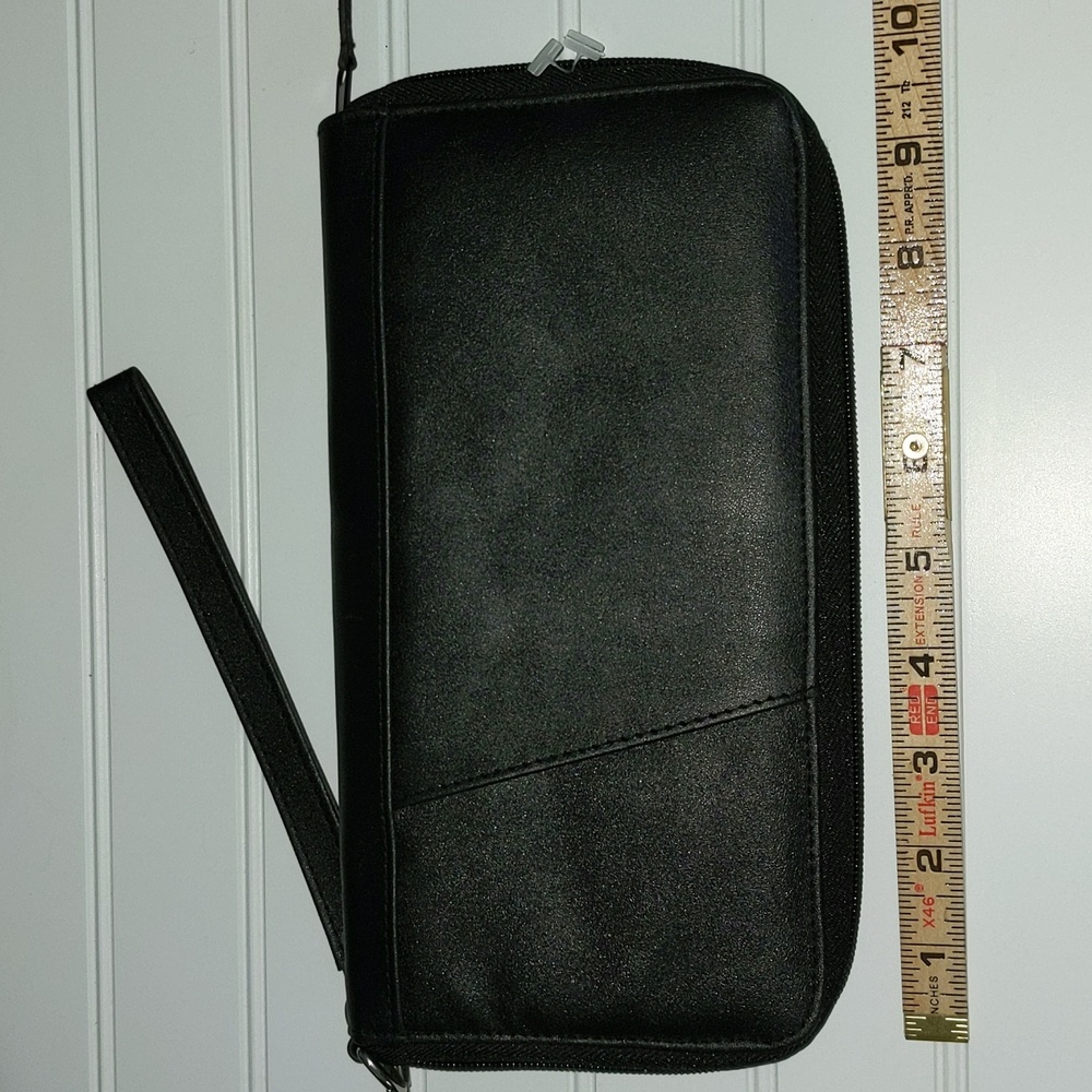 Zip Around Travel Organizer Wallet - Picture 6 of 10